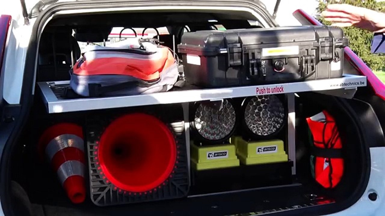 Une centaine de nouveaux véhicules pour la police de la route