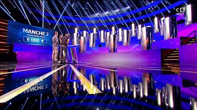 Deux candidats de Couple ou pas couple sur C8 créent un malaise en enchaînant les clichés sur les gays