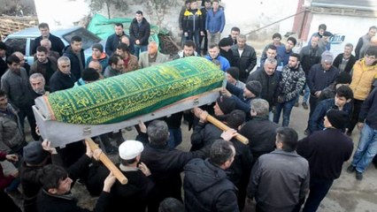 Soba kurbanı baba-oğul toprağa verildi