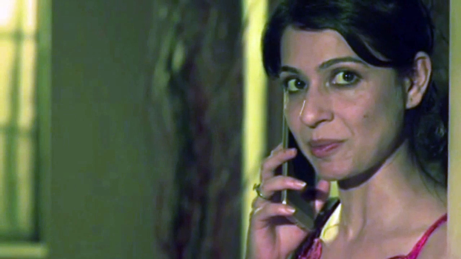 Savdhaan India - Sleeping With Friends - Intimate Scene