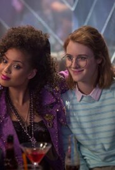 Black Mirror Season 4 Episode 5 - Metalhead - Streaming