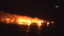 Yat Limanında Alevli Gece