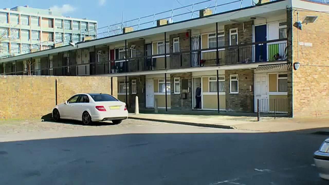 How To Get A Council House S02E01