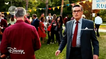 Bruno y Boots se lanzan a la piscina | Español Latinoamericano | Vistazo