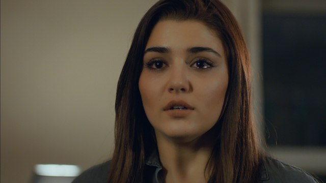Siyah İnci 14. Bölüm Hazal Kimi Ateşe Atacak