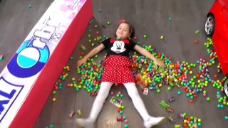 Bad Babies Giant Candy Accident _ Johny Johny Yes Papa Baby Song Nur