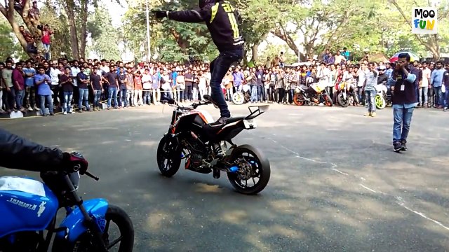 KTM RC 200 - KTM Duke 200 - KTM Stunt Show 2018 - New Awesome Stunt - Must Watch -HD