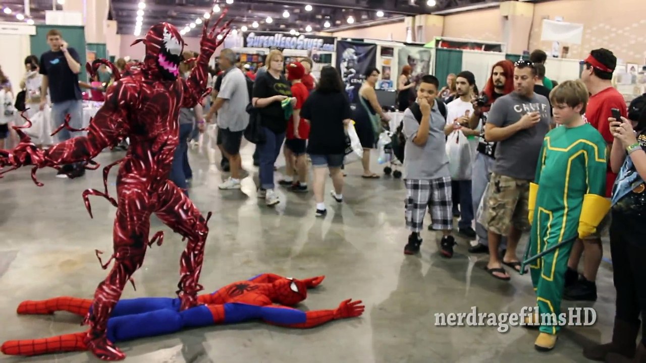 Cosplay Carnage vs. Spiderman