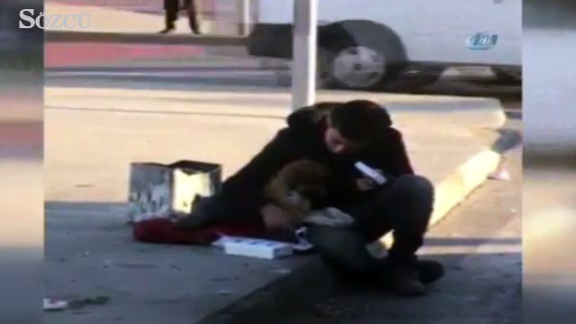 Mendil satan çocuktan duygulandıran hareket