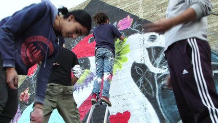 Des graffeurs apportent un supplément d'âme aux murs d'Amman