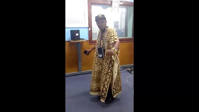 Amiral Enk2k feat phylo degamage à la Radio