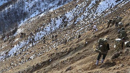 Erzincan'daki Operasyonda Mehmetçik'e Ateş Açan Teröristin Öldürülme Anı Kamerada
