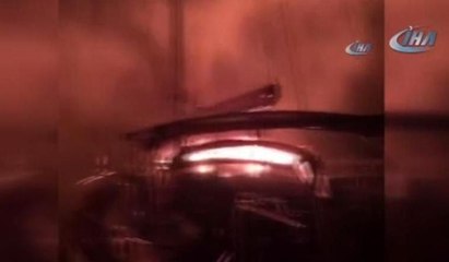 Alaçatı Port’ta yanan ilk teknenin görüntüleri ortaya çıktı