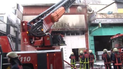 Zeytinburnu Demirciler Sanayi Sitesi'nde Yangın Paniği