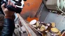 بالفيديو - القيروان : إتلاف 1250 خبزة قاطو في مخزن تبريد مواد فلاحية