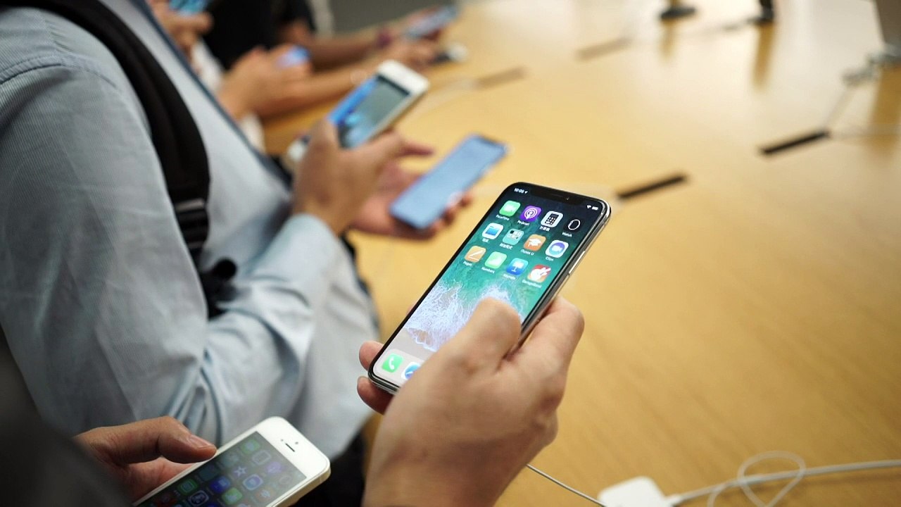 Apple entschuldigt sich wegen langsamer iPhones