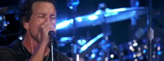 Pearl Jam Lets Play Two   P 03