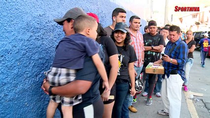 Largas filas en el Nacional de Tegucigalpa