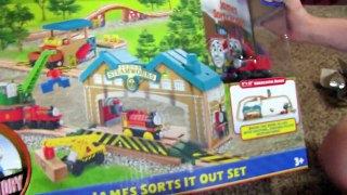 IZZY'S CUSTOM THOMAS TRAIN with James Sorts It Out! Thomas and Friends Fun Toy Trains for