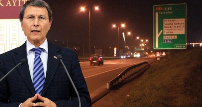 İYİ Parti Milletvekili Yusuf Halaçoğlu, TEM Otoyolu'nda Eşiyle Trafik Kazası Geçirdi