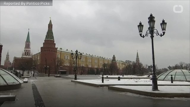 Kremlin Denies Entry For Democratic Senator