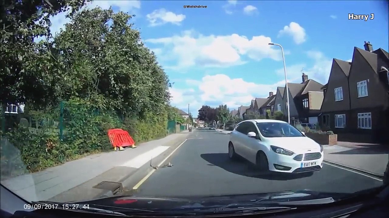 Bad Driving UK Compilation 154