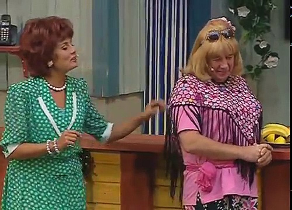 Två Ägg i Högklackat 2006 SWEDISH DVDRip XViD andreaspetersson part 2/2