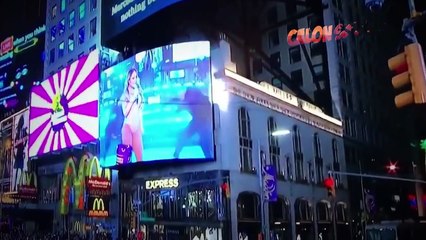 10 MOMEN PALING MEMALUKAN YANG DIALAMI ARTIS PADA SAAT BERADA DIATAS PANGGUNG SECARA LIVE!!!