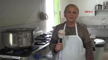 Antalya Çorbalar Her Cuma İhtiyaç Sahipleri İçin Kaynıyor
