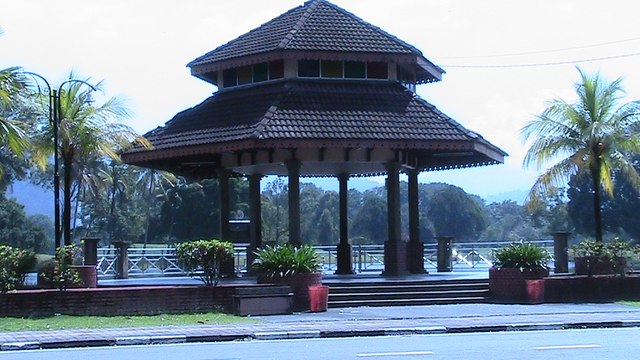 Beautiful and Serene Taiping Lake - Malaysia Holidays