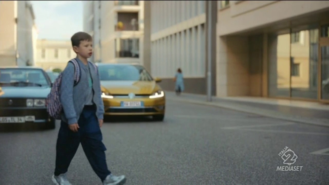volkswagen spot (2017)