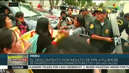 Скачать видео: Perú: renuncia el consejero presidencial de Pedro Pablo Kuczynski