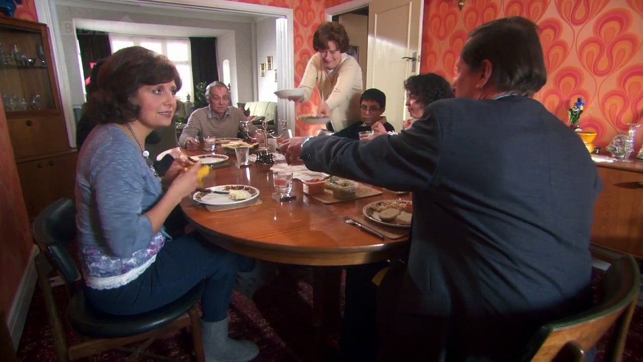 "Grandma's House" - E 3 (s01e03) (FULL)