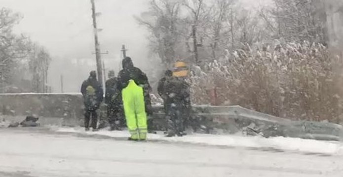 Multiple Car Crashes Reported on Snowy Highways Near Philadelphia