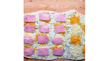 Ham and Cheese Pull Apart Garlic Bread