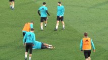 Real Madrid's Marcelo floored after training ground head clash