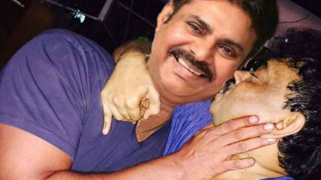 నేను గే కాదు.... కానీ పవన్ కళ్యాణ్‌‌నే నా ఆప్షన్ !