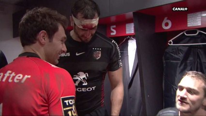 Vincent Clerc retourne voir ses anciens coéquipiers dans les vestiaires de Toulouse