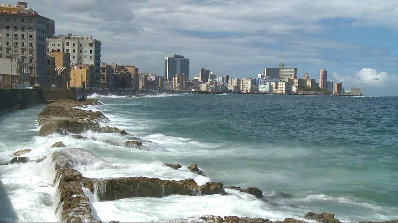 Rising seas; shrinking Cuban future, scientists say