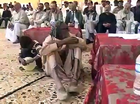 People Starts Chanting Go Nawaz Go Infront of Talal Chaudhry in Faisalabad