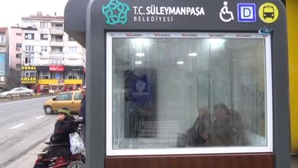 Tekirdağ'da Vatandaş Soğukta Otobüs Beklemeyecek