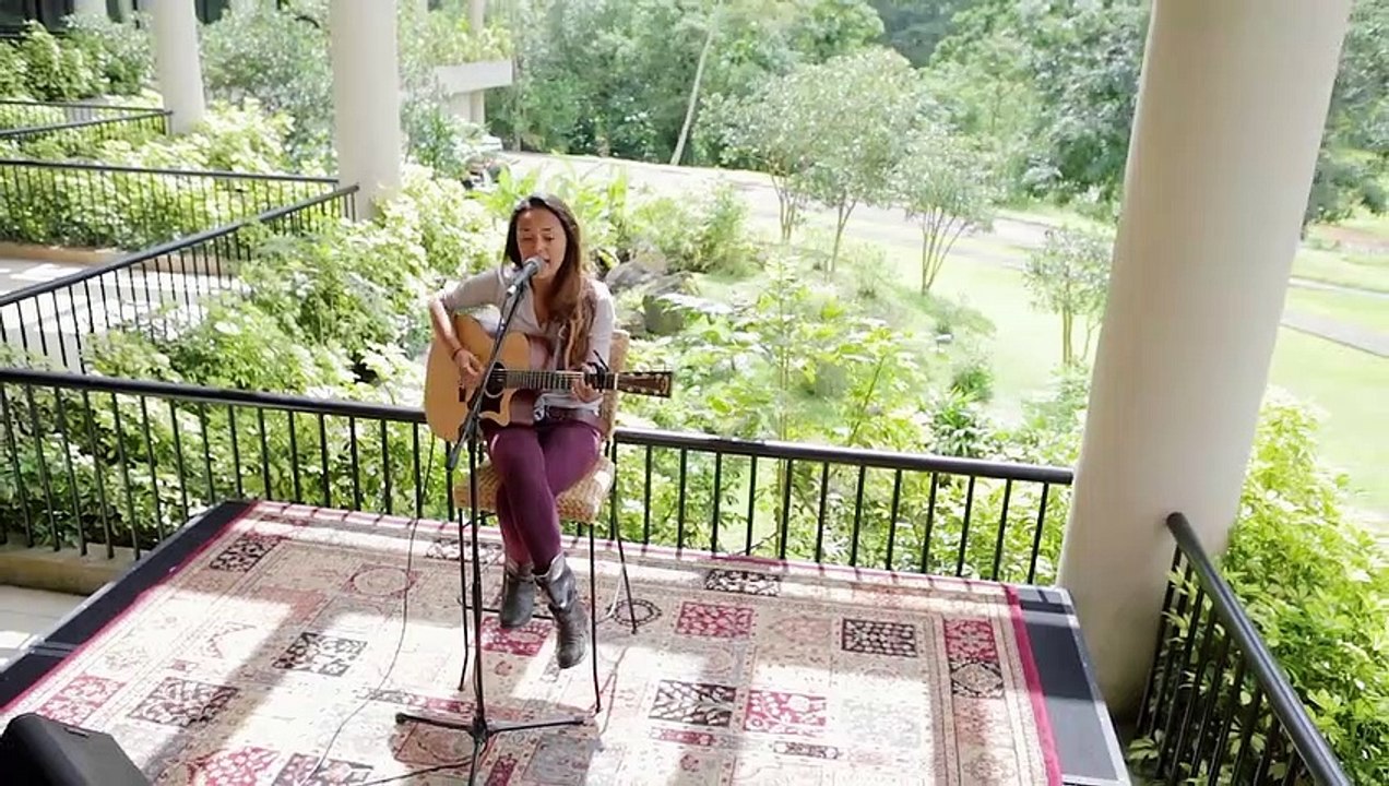 Musique guitare classique. Ashley Lilinoe - Redemption Song (HiSessions.com Acoustic Live!)