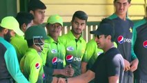 Wasim Akram Swing Ka Sultan Reaches Stadium To Support Pakistan Under 19 Team Pak vs Aus U19 ODI - YouTube