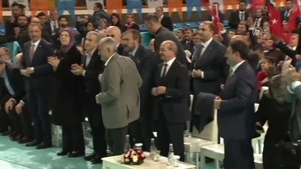 Başbakan Yıldırım: "Sen Sıcak Evde Otururken Bu Millet Meydanlardaydı Ey Kemal Bey"