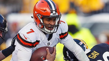 Kizer shakes his was for a first down on clutch third down scramble