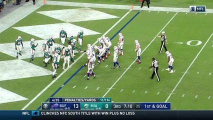 Big man TD! Kyle Williams powers into the end zone, sideline goes crazy