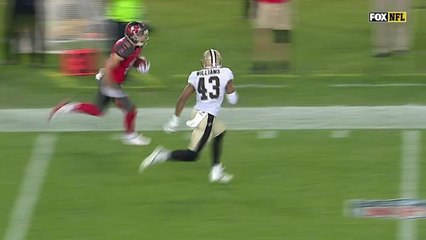 Jameis goes WAY downtown to Humphries for 43 yards