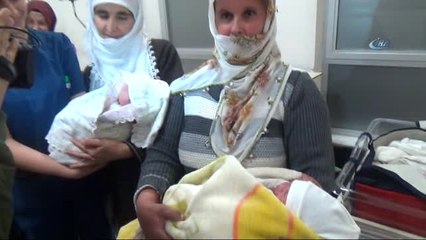 2017'nin Son 2018'in İlk Bebekleri Dünyaya Geldi