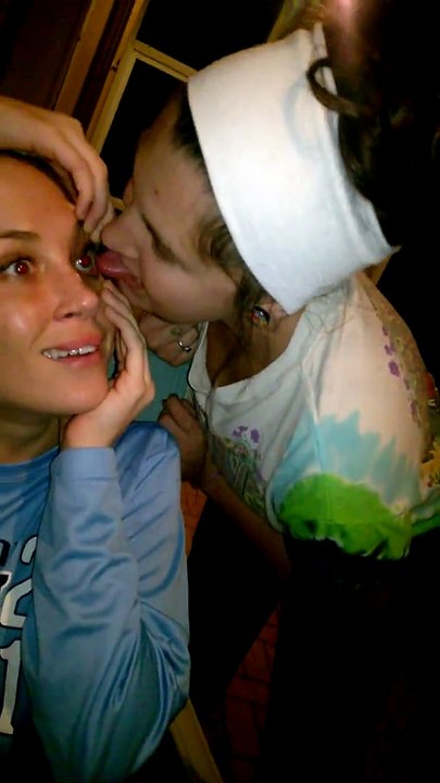 eyeball lickin'
