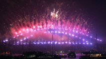 Australia celebrates 2018 with spectacular firework display from Sydney Harbour